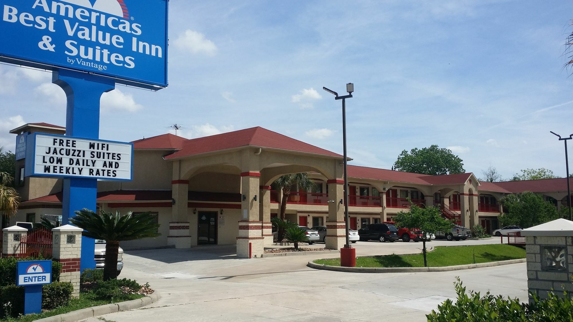 Americas Best Value Inn & Suites Northeast Houston Buitenkant foto