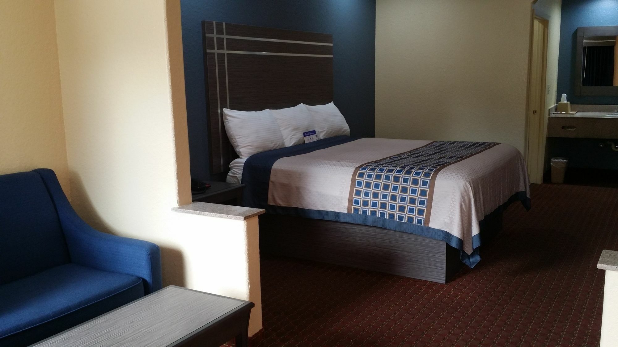 Americas Best Value Inn & Suites Northeast Houston Buitenkant foto